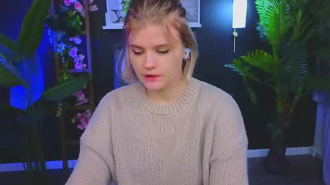 Snapshot of jessicaoconnor chatting on 8, 12, 2024 jessicaoconnor online show from 8, 12, 2024