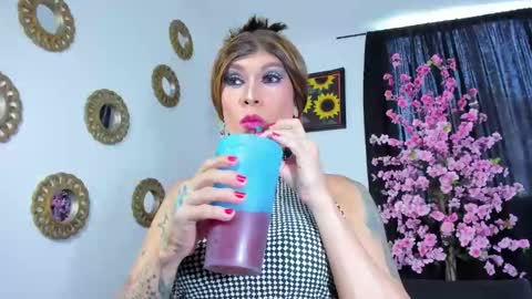 Jessica Caicedo online show from 15, 5, 2026