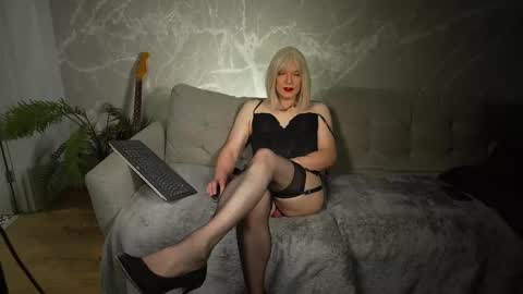 Snapshot of jessicatv chatting on 23, 11, 2025 Jessicatv online show from 23, 11, 2025