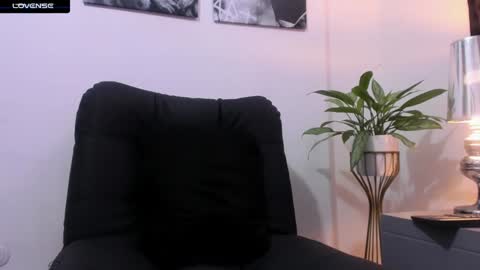 Snapshot of jessid_cutson chatting on 27, 12, 2024 Jessid online show from 27, 12, 2024