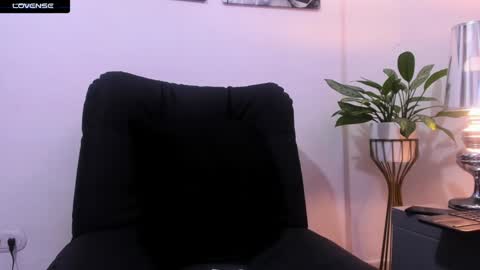 Snapshot of jessid_cutson chatting on 2, 2, 2025 Jessid online show from 2, 2, 2025