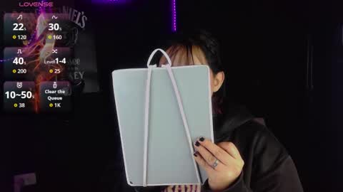 Snapshot of jessie_wild chatting on 19, 10, 2025 jessie_wild online show from 19, 10, 2025