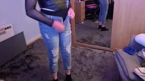 Snapshot of jessiessicaxx chatting on 12, 3, 2025 Jessiessicaxx online show from 12, 3, 2025