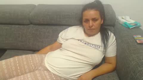 Snapshot of jessiestar3 chatting on 6, 2, 2025 jessiestar3 online show from 6, 2, 2025