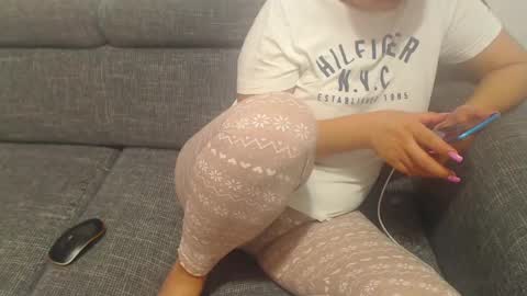 Snapshot of jessiestar3 chatting on 19, 2, 2025 jessiestar3 online show from 19, 2, 2025