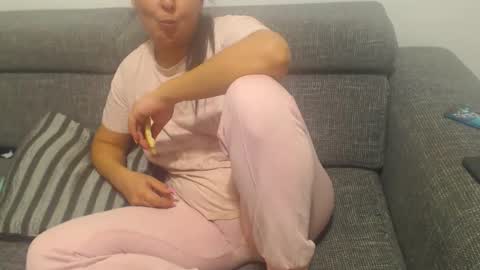 Snapshot of jessiestar3 chatting on 1, 3, 2025 jessiestar3 online show from 1, 3, 2025