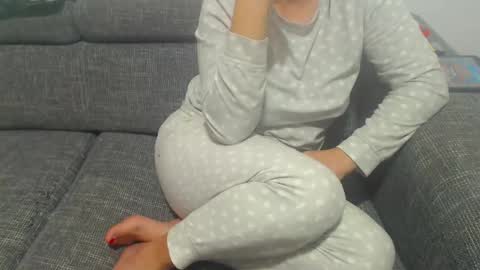 Snapshot of jessiestar3 chatting on 6, 3, 2025 jessiestar3 online show from 6, 3, 2025