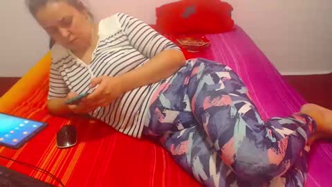 Snapshot of jessiestar3 chatting on 10, 3, 2025 jessiestar3 online show from 10, 3, 2025