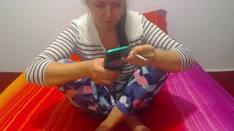 Snapshot of jessiestar3 chatting on 11, 3, 2025 jessiestar3 online show from 11, 3, 2025