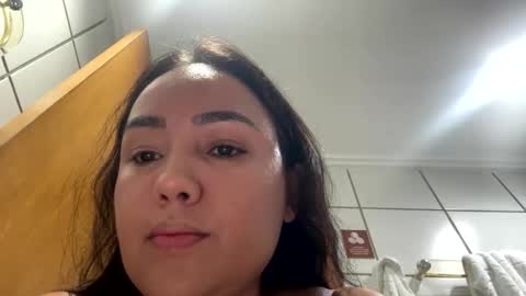 jessikaandradre online show from 4, 4, 2026