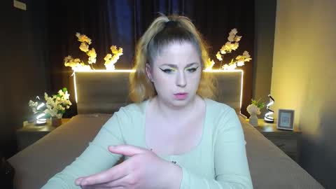 Snapshot of jessikadaniels chatting on 9, 3, 2026 Jess online show from 9, 3, 2026