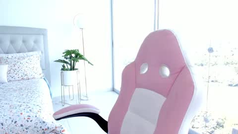 Snapshot of jessikapalmer chatting on 2, 12, 2024    online show from 2, 12, 2024