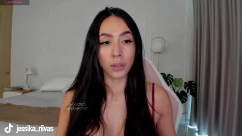 Snapshot of jessikapalmer chatting on 6, 10, 2025    online show from 6, 10, 2025