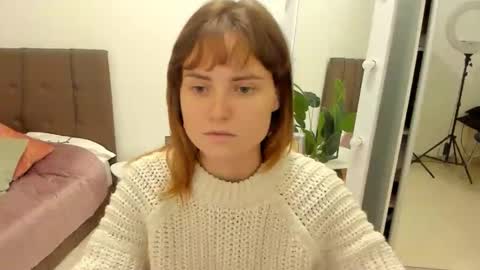 Snapshot of jessy_lil chatting on 19, 12, 2025 Polina online show from 19, 12, 2025