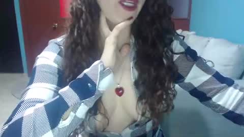 Snapshot of jessymoon00 chatting on 22, 6, 2026 jessy online show from 22, 6, 2026