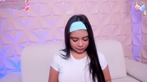 Jessy Morgan online show from 4, 2, 2025