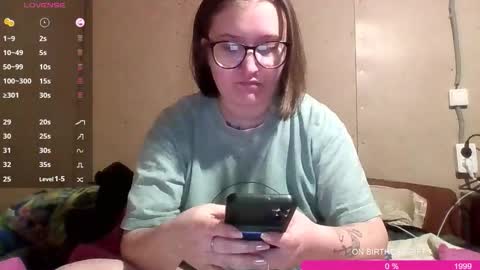 Snapshot of jessystoune1 chatting on 30, 9, 2025 Bye everyone i cant see any reason to stay here wish u luck online show from 30, 9, 2025