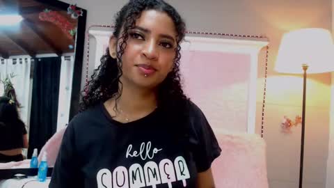Snapshot of jessyzoe chatting on 22, 1, 2025 Jessy online show from 22, 1, 2025
