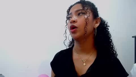 Snapshot of jessyzoe chatting on 31, 1, 2025 Jessy online show from 31, 1, 2025
