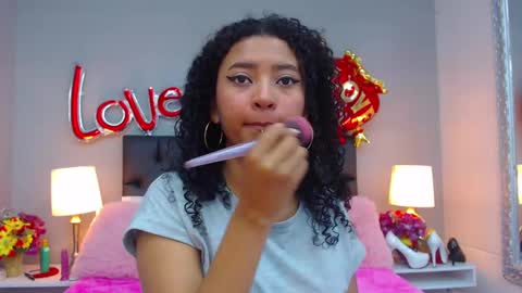 Snapshot of jessyzoe chatting on 14, 2, 2025 Jessy online show from 14, 2, 2025