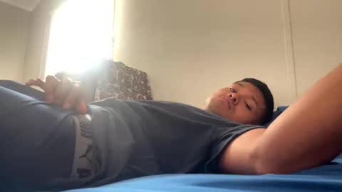 Snapshot of jesusluvs25 chatting on 19, 12, 2025 jesusluvs25 online show from 19, 12, 2025