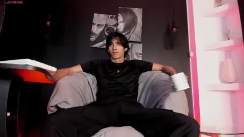 Snapshot of jett_savage chatting on 11, 9, 2025 jett_savage online show from 11, 9, 2025