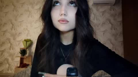 Snapshot of jettanicolay chatting on 15, 3, 2026 I am Gina ntmu Lets hit 10 Thumbs Up together online show from 15, 3, 2026