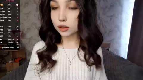 I am Gina ntmu Lets hit 10 Thumbs Up together online show from 23, 4, 2026