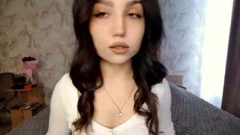 I am Gina ntmu Lets hit 10 Thumbs Up together online show from 2, 5, 2026
