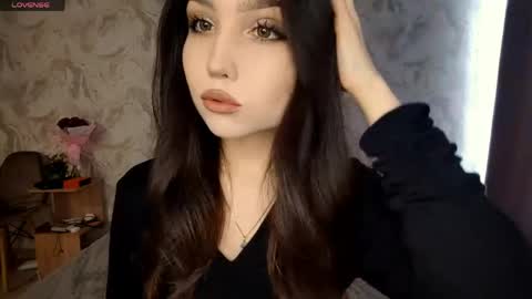 I am Gina ntmu Lets hit 10 Thumbs Up together online show from 3, 5, 2026