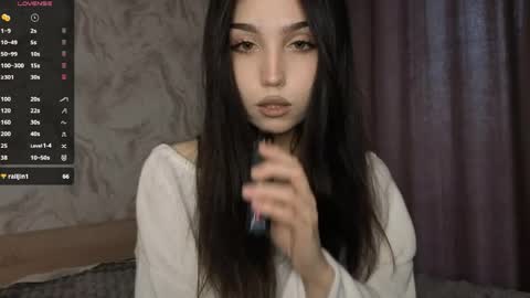 I am Gina ntmu Lets hit 10 Thumbs Up together online show from 11, 5, 2026
