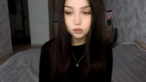 I am Gina ntmu Lets hit 10 Thumbs Up together online show from 13, 5, 2026