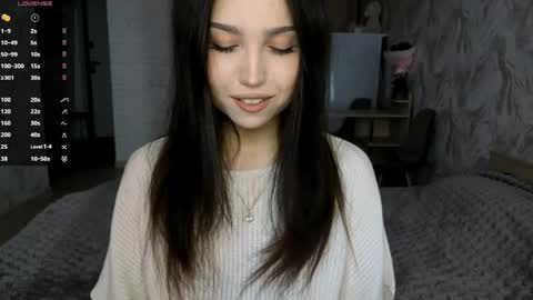 I am Gina ntmu Lets hit 10 Thumbs Up together online show from 14, 5, 2026