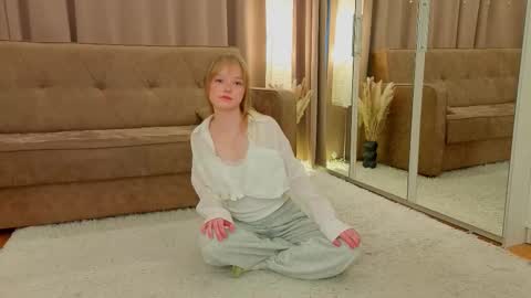 Gwen online show from 14, 1, 2026