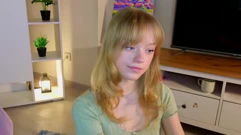 Gwen online show from 25, 2, 2026