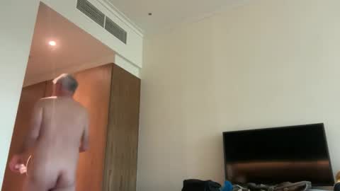 Snapshot of jewlronny chatting on 6, 11, 2025 jewlronny online show from 6, 11, 2025