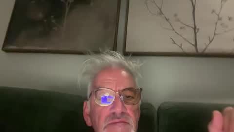 Snapshot of jewlronny chatting on 18, 4, 2026 jewlronny online show from 18, 4, 2026