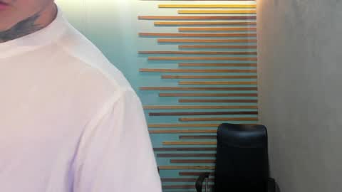 Snapshot of jharol_cardona chatting on 16, 12, 2024 Jharol  online show from 16, 12, 2024