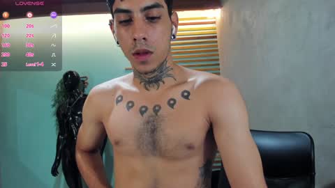 Snapshot of jharol_cardona chatting on 16, 1, 2025 Jharol  online show from 16, 1, 2025