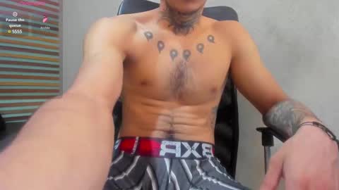 Snapshot of jharol_cardona chatting on 4, 3, 2025 Jharol  online show from 4, 3, 2025