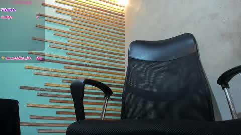 Snapshot of jharol_cardona chatting on 12, 3, 2025 Jharol  online show from 12, 3, 2025