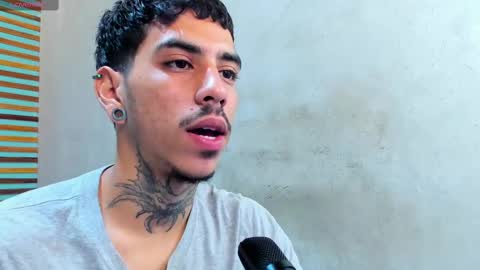Snapshot of jharol_cardona chatting on 4, 10, 2025 Jharol  online show from 4, 10, 2025