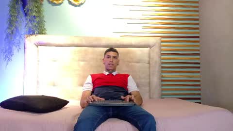 Snapshot of jharol_cardona chatting on 4, 7, 2026 Jharol online show from 4, 7, 2026