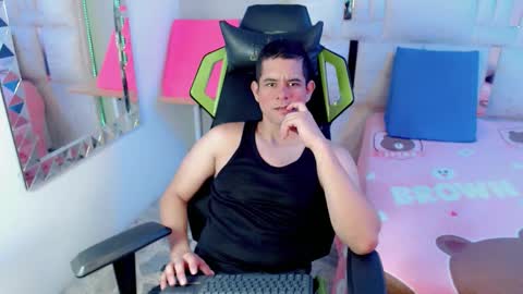 Jhavi  3 online show from 11, 9, 2025