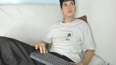 Jheampiero online show from 23, 2, 2026