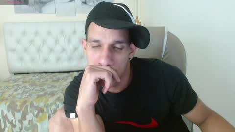 Jheider R. online show from 8, 12, 2024