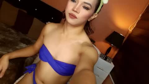 Snapshot of jhenagoddess chatting on 4, 11, 2025 JHENA online show from 4, 11, 2025