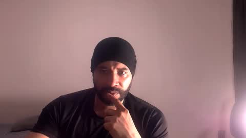 En moreno online show from 18, 11, 2025