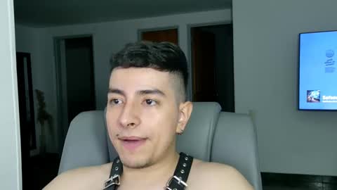 Snapshot of jhoan_saenz chatting on 25, 9, 2025 Jhoan Saenz online show from 25, 9, 2025