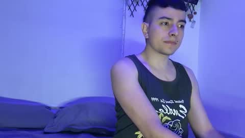 Snapshot of jhoan_saenz chatting on 19, 10, 2025 Jhoan Saenz online show from 19, 10, 2025